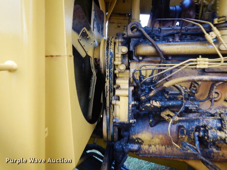 image for item FK9253 International 433  conventional scraper