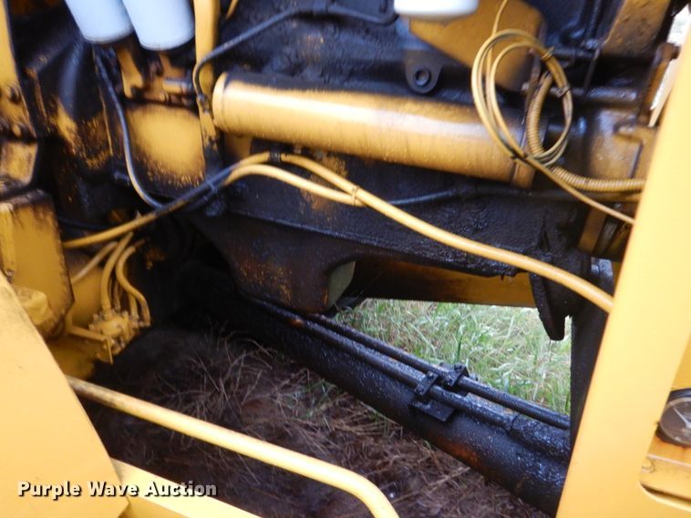 image for item FK9253 International 433  conventional scraper