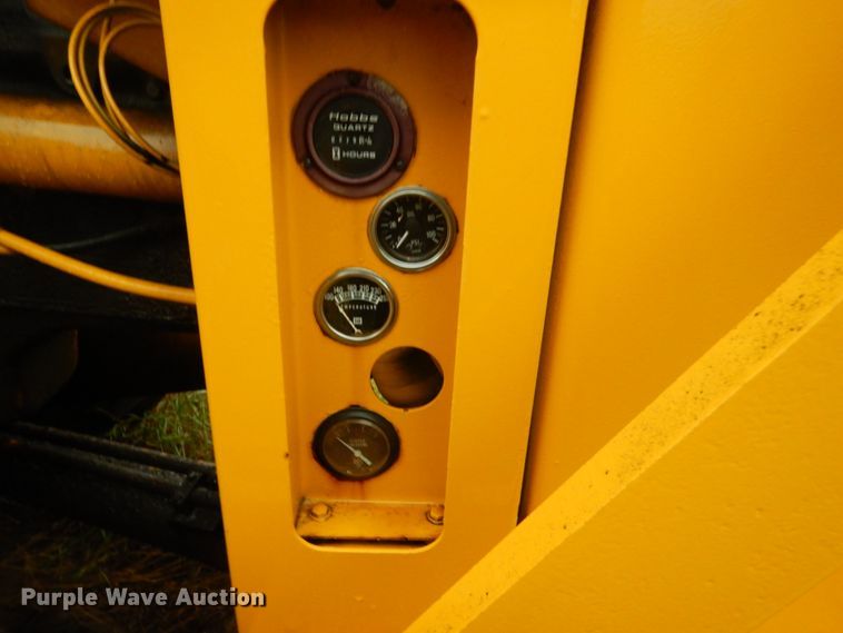 image for item FK9253 International 433  conventional scraper