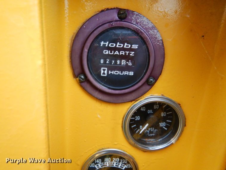 image for item FK9253 International 433  conventional scraper