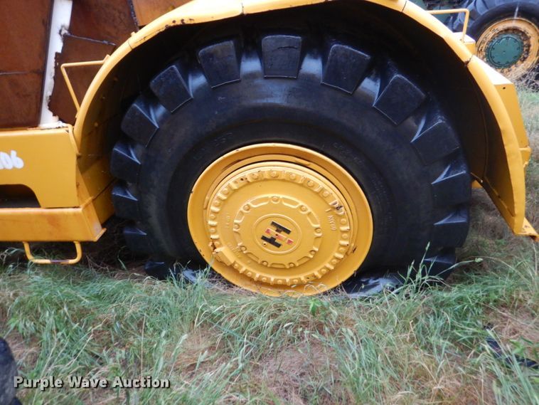 image for item FK9253 International 433  conventional scraper