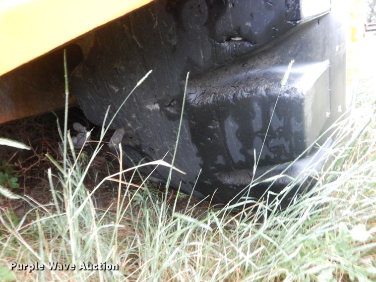 image for item FK9253 International 433  conventional scraper