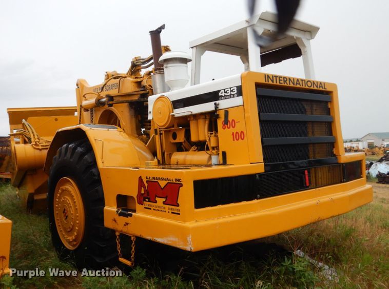 image for item FK9254 International 433  conventional scraper