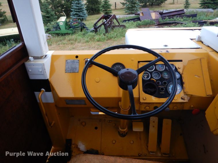 image for item FK9254 International 433  conventional scraper