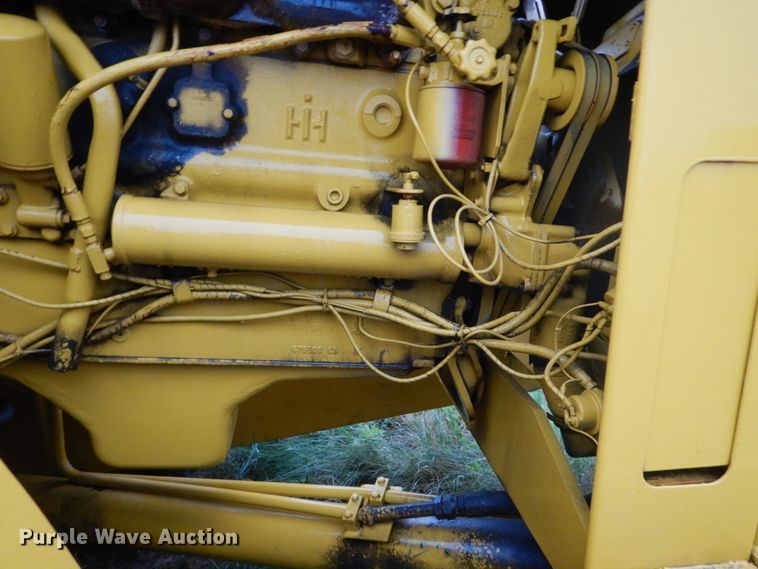 image for item FK9254 International 433  conventional scraper