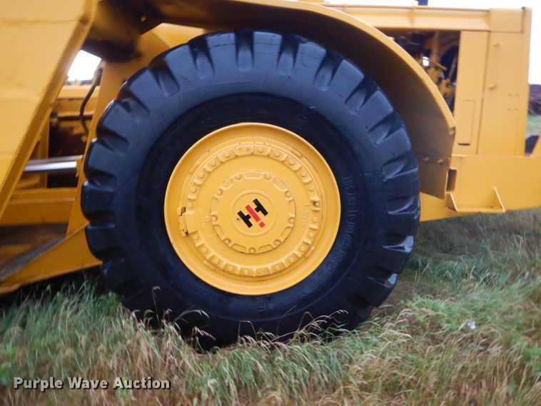 image for item FK9254 International 433  conventional scraper