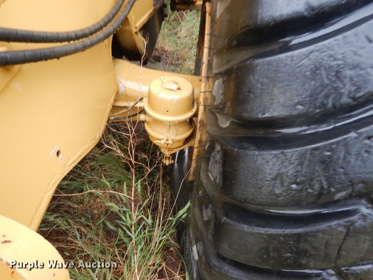 image for item FK9255 1973 Caterpillar 814  wheel dozer