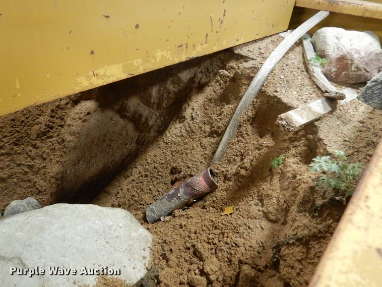 image for item FK9256 Hyster C530A  pneumatic roller