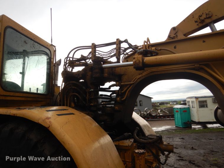 image for item FK9257 1981 Caterpillar 627B  conventional scraper