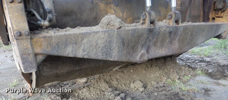 image for item FK9257 1981 Caterpillar 627B  conventional scraper