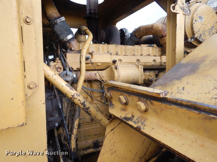 image for item FK9257 1981 Caterpillar 627B  conventional scraper
