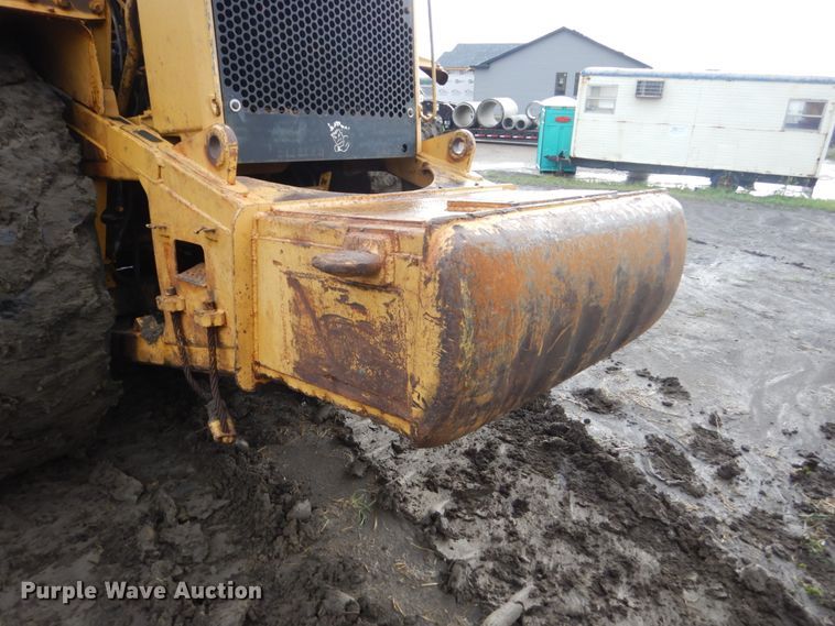 image for item FK9257 1981 Caterpillar 627B  conventional scraper