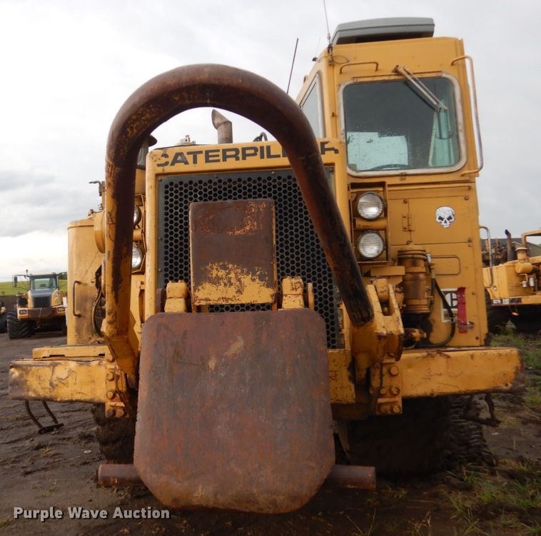 image for item FK9257 1981 Caterpillar 627B  conventional scraper
