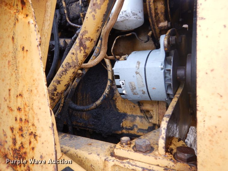 image for item FK9257 1981 Caterpillar 627B  conventional scraper