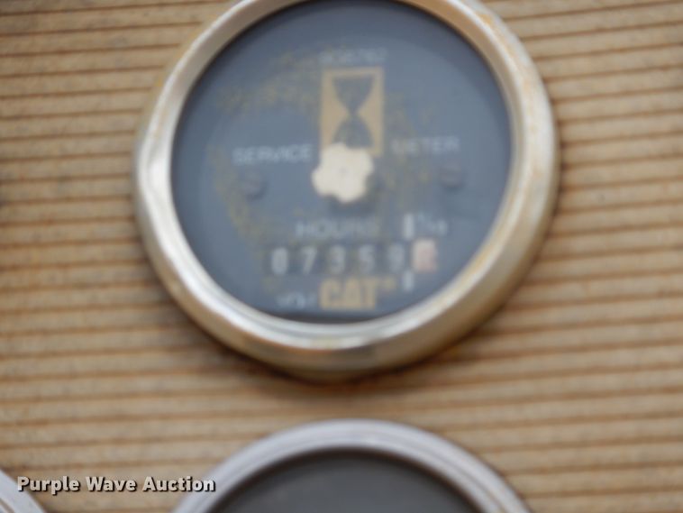 image for item FK9257 1981 Caterpillar 627B  conventional scraper