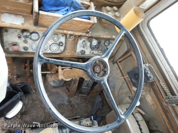 image for item FK9257 1981 Caterpillar 627B  conventional scraper