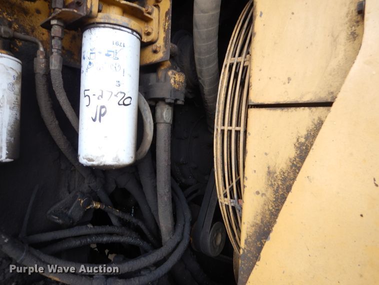 image for item FK9257 1981 Caterpillar 627B  conventional scraper