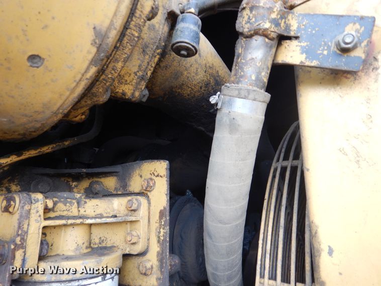 image for item FK9257 1981 Caterpillar 627B  conventional scraper