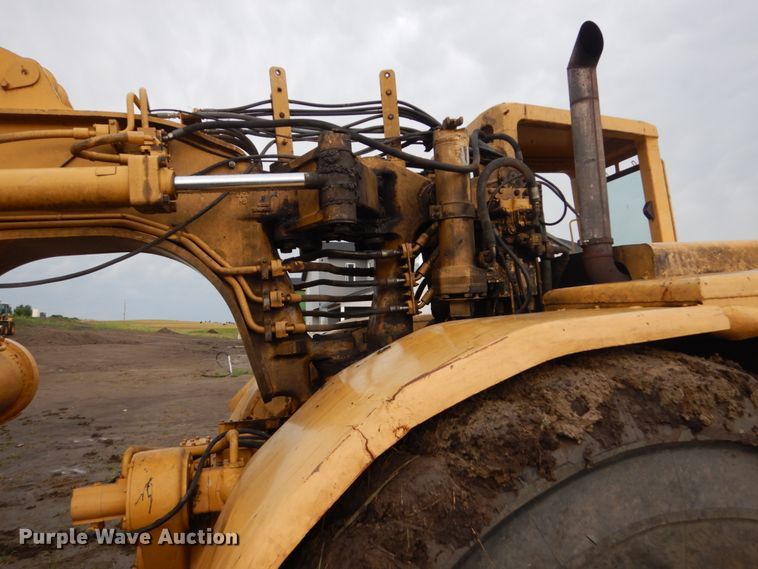 image for item FK9258 1975 Caterpillar 627B  conventional scraper