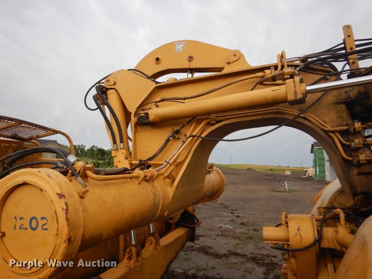 image for item FK9258 1975 Caterpillar 627B  conventional scraper