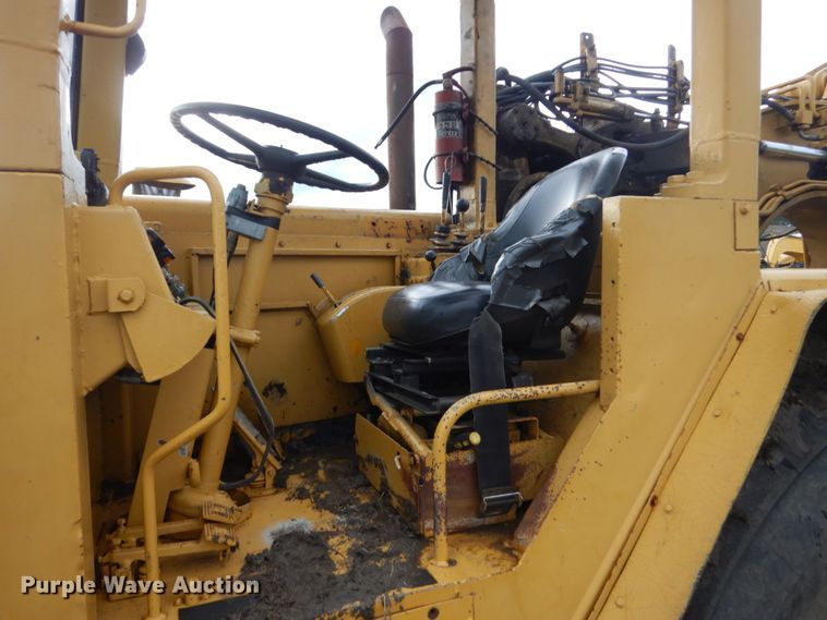 image for item FK9258 1975 Caterpillar 627B  conventional scraper