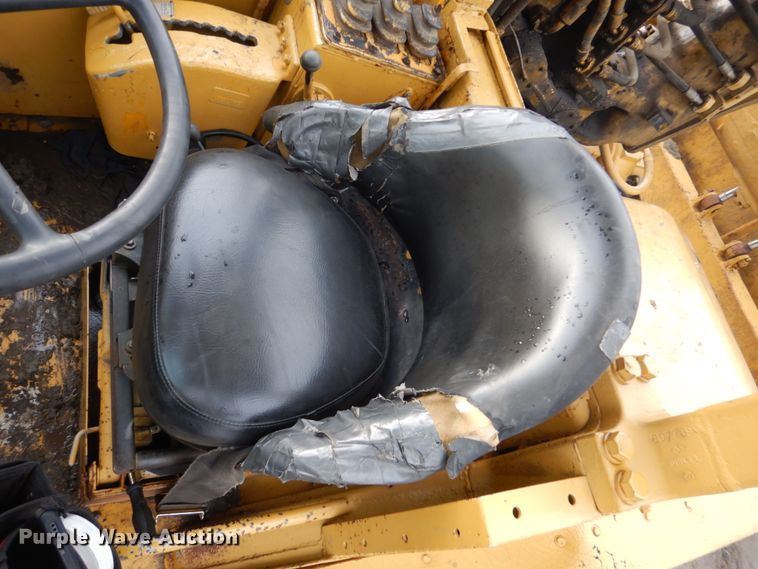 image for item FK9258 1975 Caterpillar 627B  conventional scraper