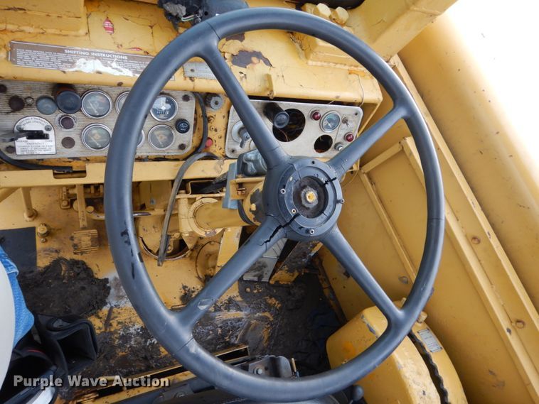 image for item FK9258 1975 Caterpillar 627B  conventional scraper