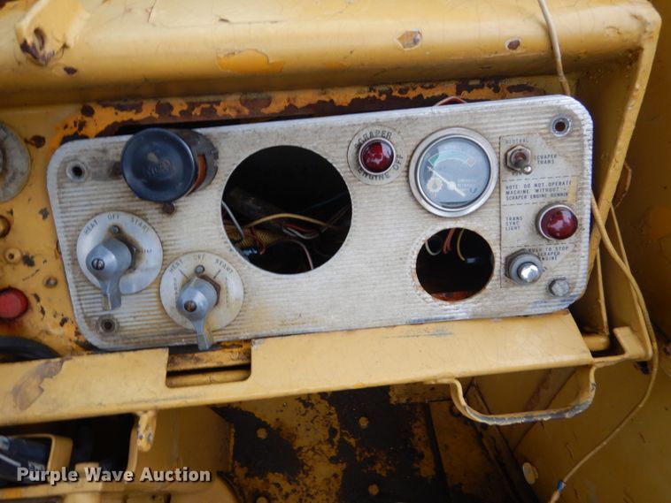 image for item FK9258 1975 Caterpillar 627B  conventional scraper