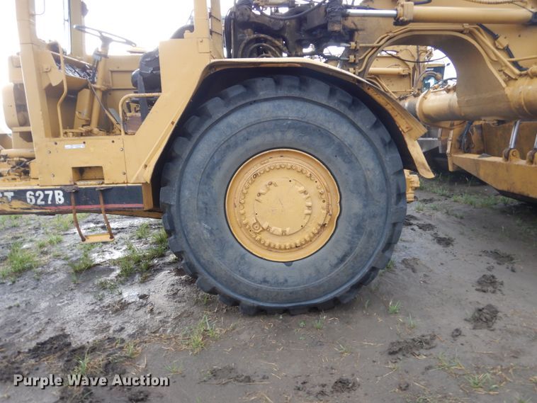 image for item FK9258 1975 Caterpillar 627B  conventional scraper