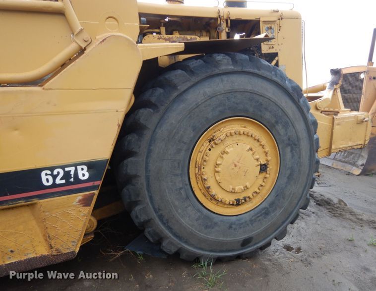 image for item FK9258 1975 Caterpillar 627B  conventional scraper