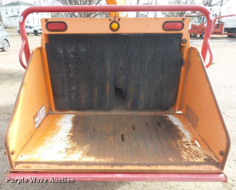 image for item FR9524 Vermeer BC1000XL wood chipper