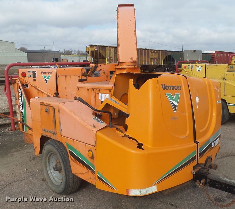 image for item FR9524 Vermeer BC1000XL wood chipper