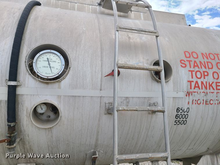 image for item FX9514 1984 VIM tank trailer