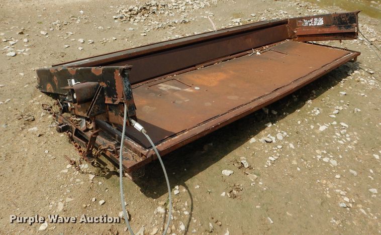 image for item FY9147 Tommy Gate 9116LND end gate lift