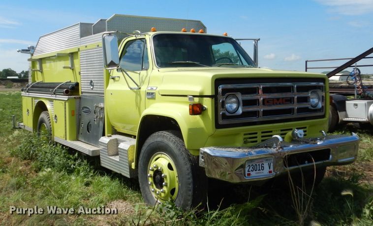 image for item GA9139 1978 GMC 6500  pumper fire truck