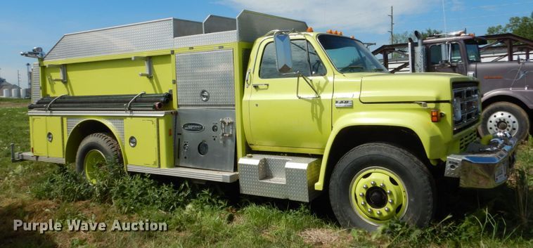 image for item GA9139 1978 GMC 6500  pumper fire truck