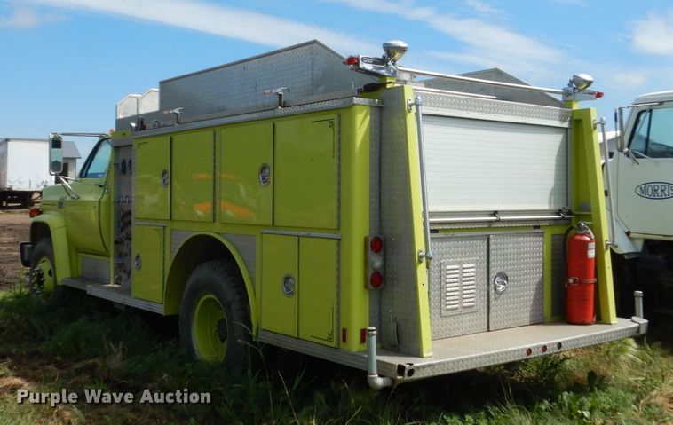 image for item GA9139 1978 GMC 6500  pumper fire truck