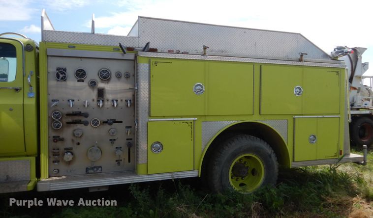 image for item GA9139 1978 GMC 6500  pumper fire truck