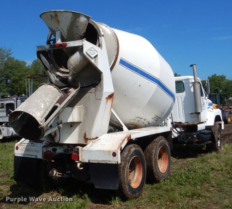 image for item GA9140 1978 International 2654  ready mix truck