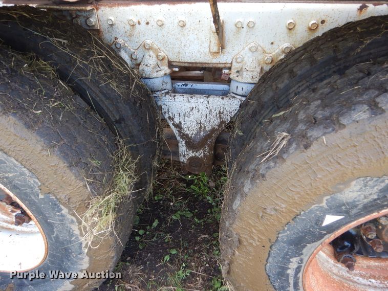 image for item GA9140 1978 International 2654  ready mix truck