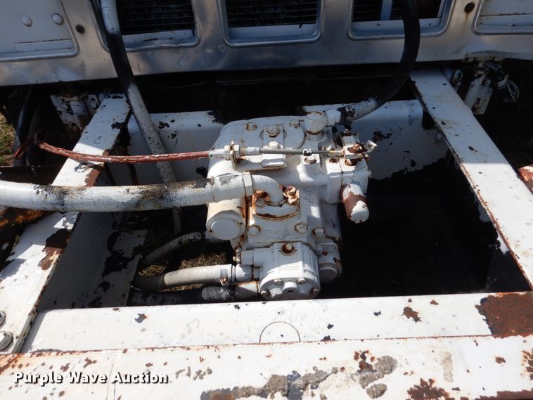 image for item GA9140 1978 International 2654  ready mix truck