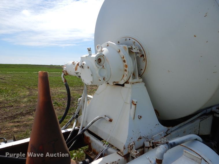 image for item GA9140 1978 International 2654  ready mix truck