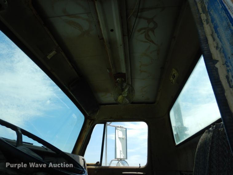 image for item GA9140 1978 International 2654  ready mix truck