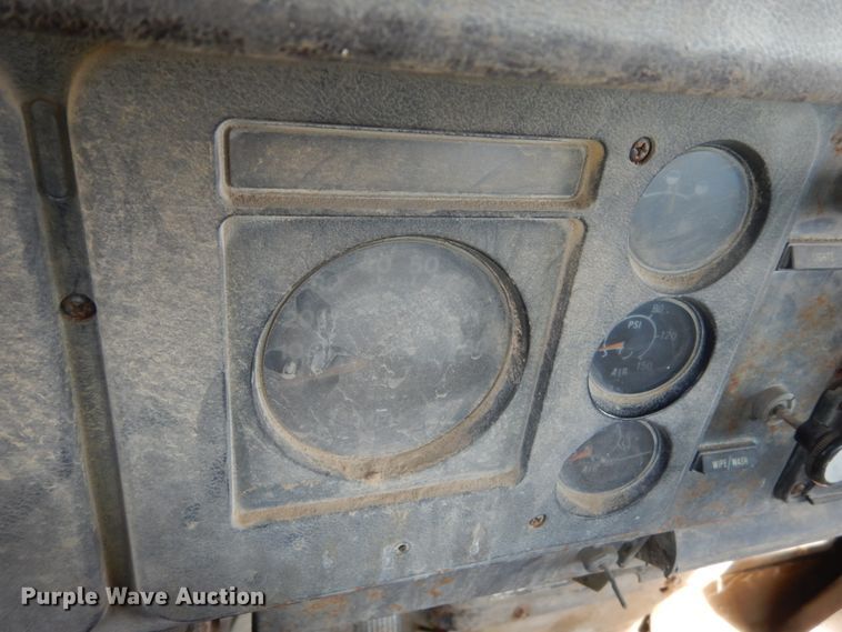 image for item GA9140 1978 International 2654  ready mix truck