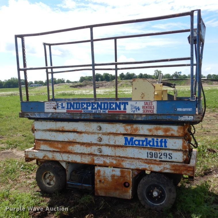 image for item GA9142 Mark Lift  S19E scissor lift