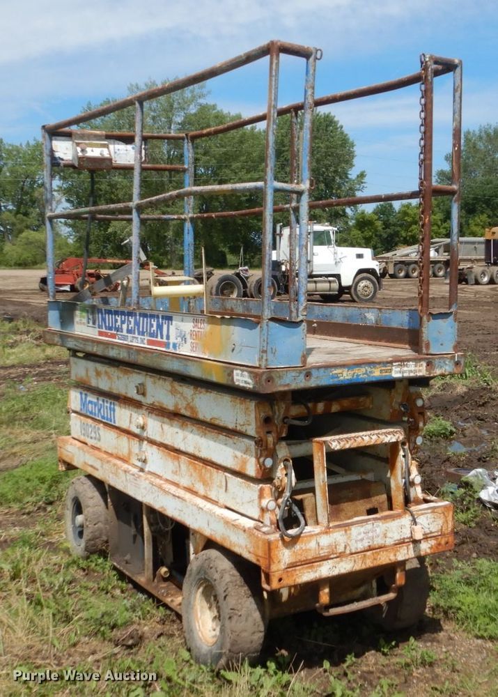 image for item GA9142 Mark Lift  S19E scissor lift