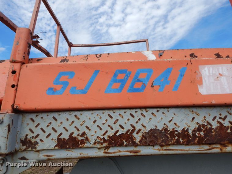 image for item GA9147 Skyjack SJ8841  scissor lift