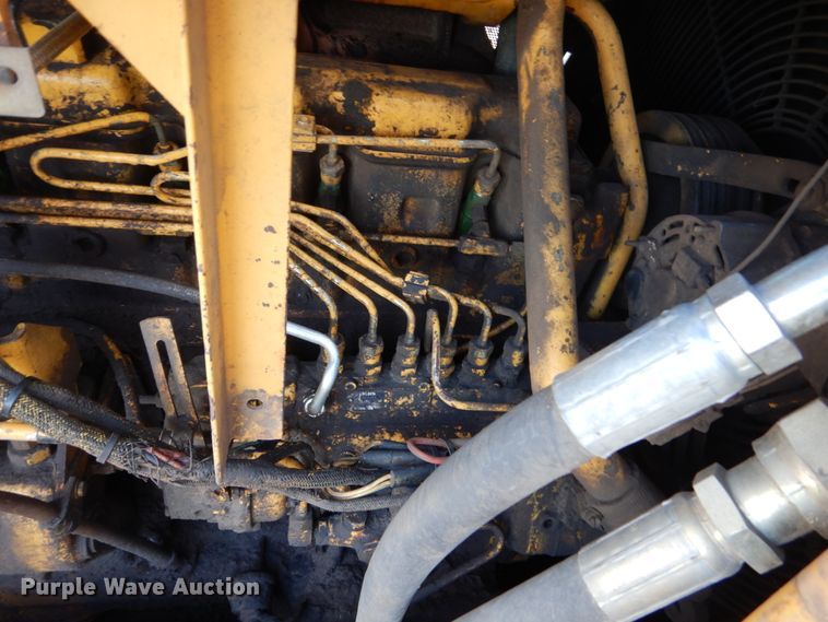 image for item GA9151 1995 John Deere 850B LGP  dozer