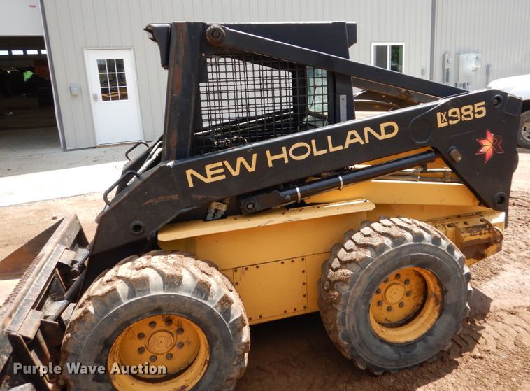 image for item GA9154 1999 New Holland LX985  skid steer loader