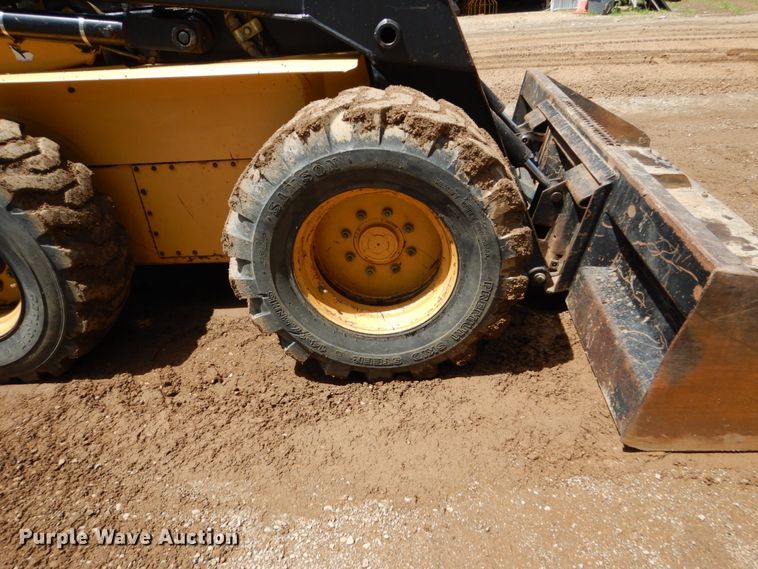 image for item GA9154 1999 New Holland LX985  skid steer loader